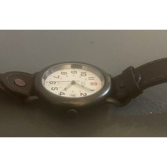 Swiss army watch unisex tungsten Unique 330 feet water resistant - Picture 3 of 3